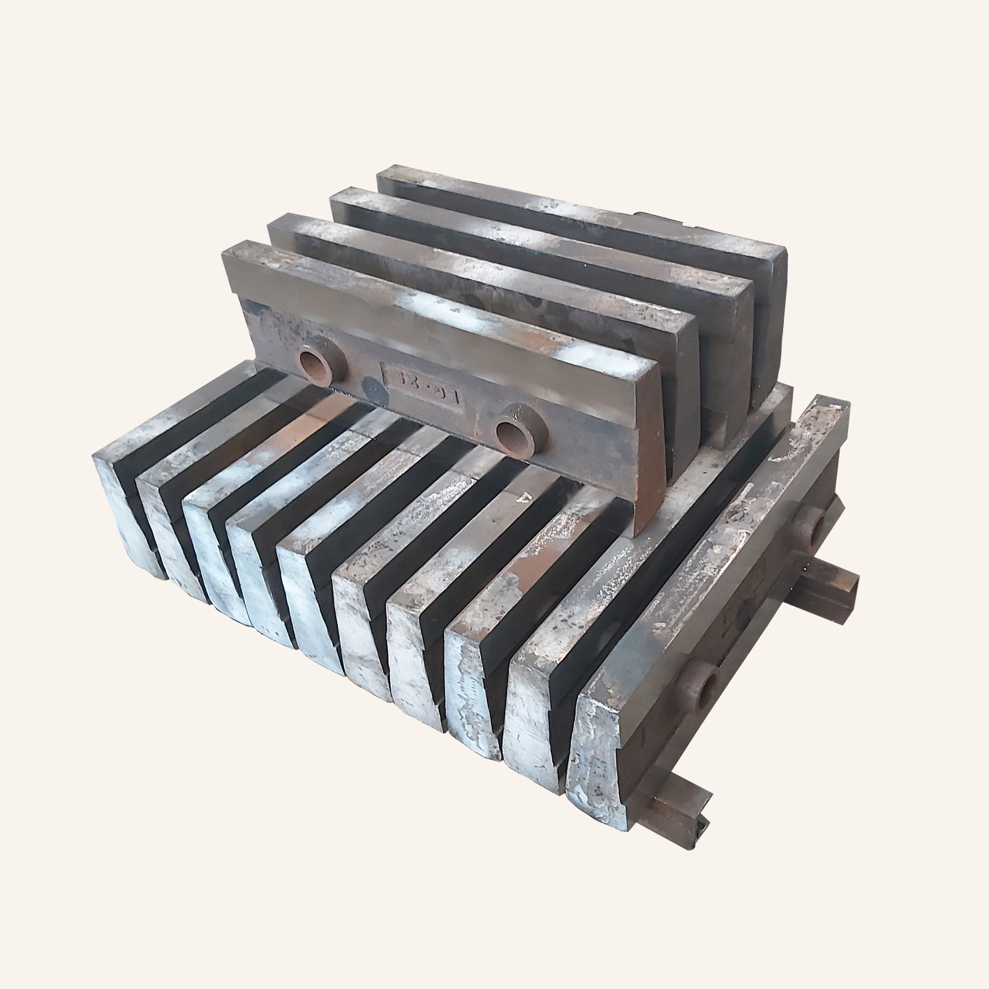 Practica de utilizare a turnării cu spumă pierdută pentru a produce plăci de căptușeală din oțel cu mangan ridicat pentru concasoare